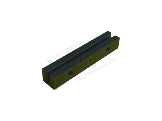 Inzetstuk EMU 5 PE, 146 x 26 x 29 mm, met 4 bore-holes, voor rail 5 mm, ETN ® -HM-1000